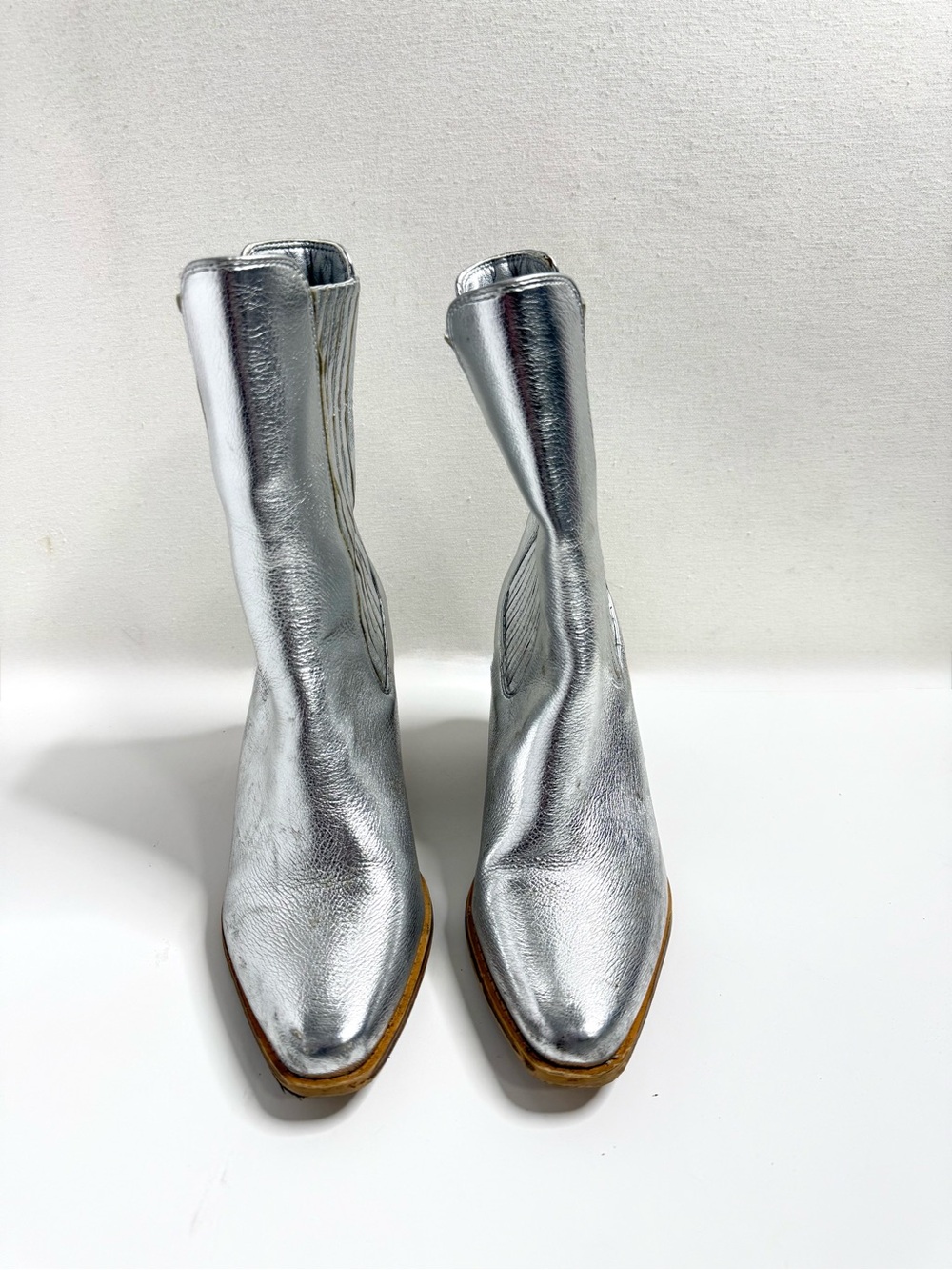 Chinese Laundry Silver Metallic Western Chelsea Ankle Boots Size 8.5